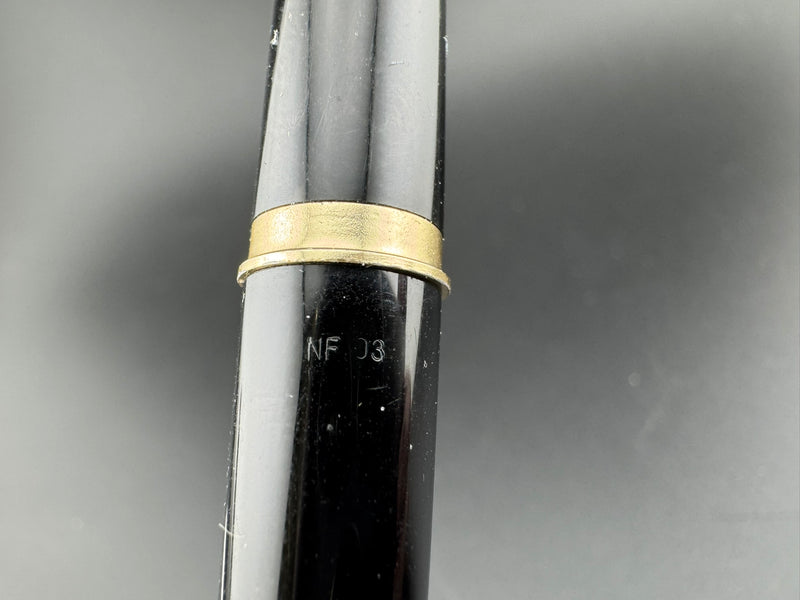 Pilot Elite Pocket Fountain Pen 18K Gold Manifold Medium Nib Jun 1973