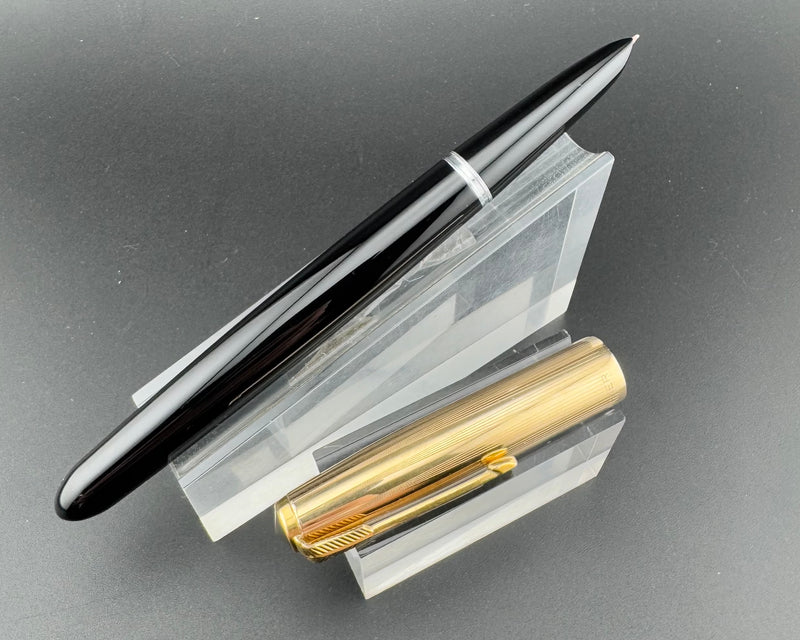 Parker 51 Aerometric Gold Filled Cap Fountain Pen 14K Gold F Nib