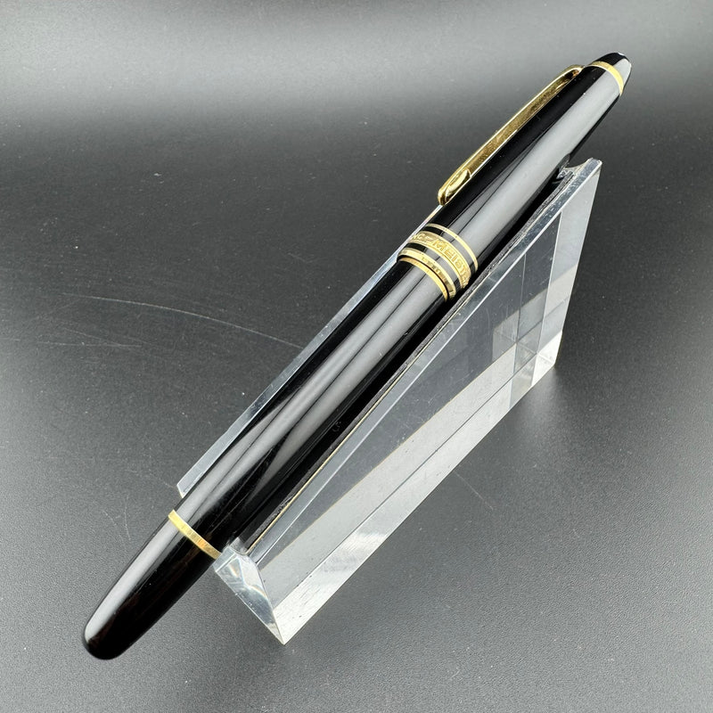 Montblanc Meisterstück No. 144 Classique Fountain Pen 14K Gold Extra-Fine Nib