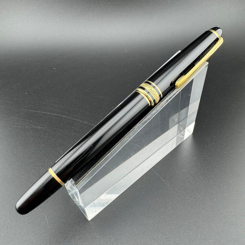 Montblanc Meisterstück No. 144 Classique Fountain Pen 14K Gold Extra-Fine Nib