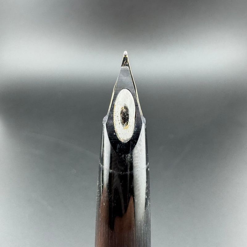 Montblanc No. 220 Brushed Resin Fountain Pen 14K Gold Fine Nib Serviced