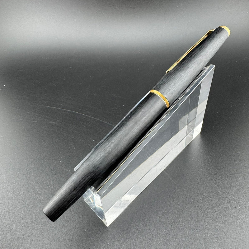 Montblanc No. 220 Brushed Resin Fountain Pen 14K Gold Fine Nib Serviced