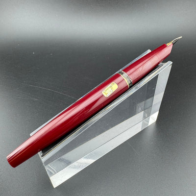 Montblanc 220P Red Resin C/C Fountain Pen GP Steel Fine Nib