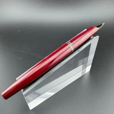 Montblanc 220P Red Resin C/C Fountain Pen GP Steel Fine Nib