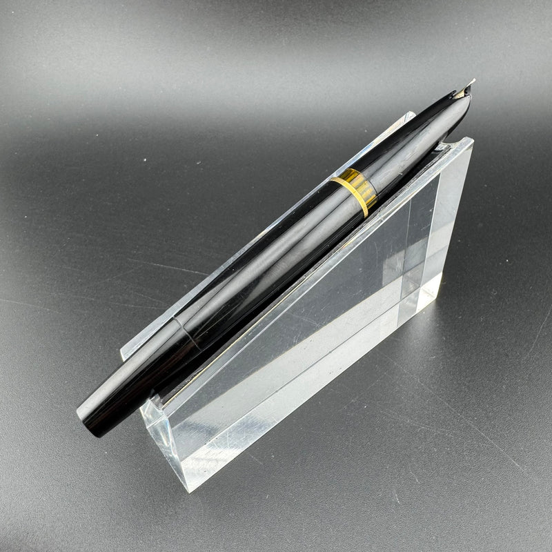 Montblanc No. 22 Black Resin Fountain Pen 14K Gold Extra-Fine Nib Serviced