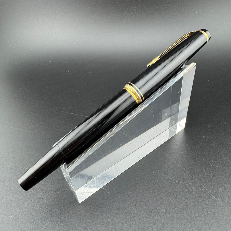 Montblanc No. 22 Black Resin Fountain Pen 14K Gold Extra-Fine Nib Serviced