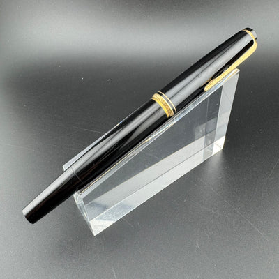 Montblanc No. 22 Black Resin Fountain Pen 14K Gold Extra-Fine Nib Serviced
