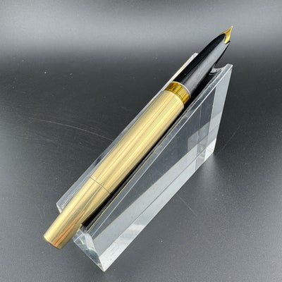 Montblanc Meisterstück No. 82 Rolled Gold Fountain Pen 18K Gold Fine Nib Serviced