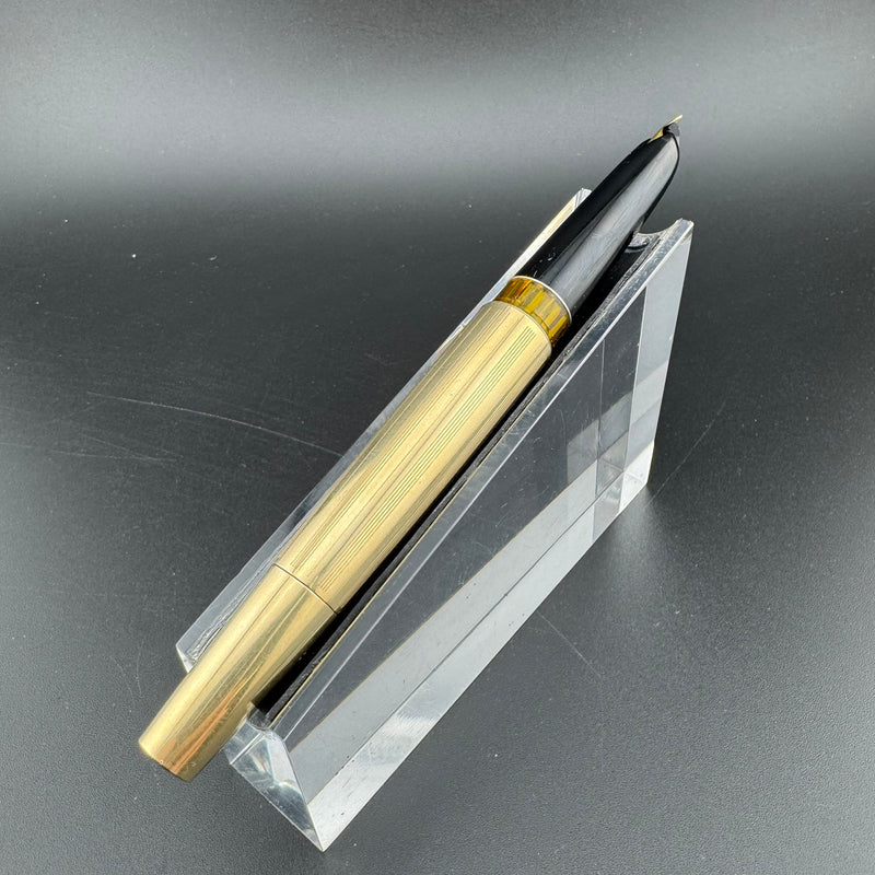 Montblanc Meisterstück No. 82 Rolled Gold Fountain Pen 18K Gold Fine Nib Serviced