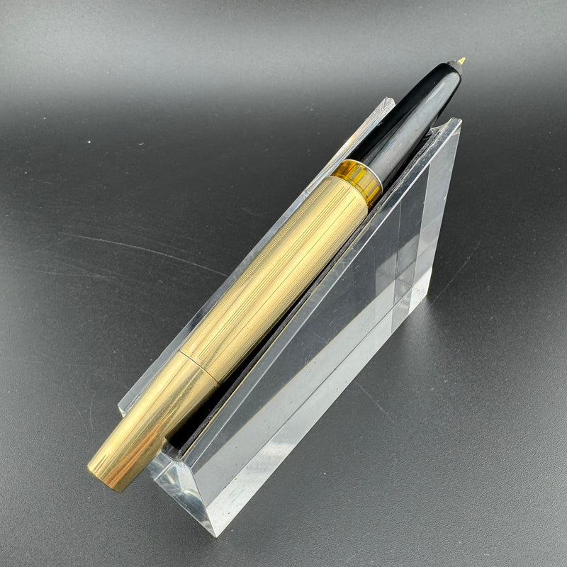 Montblanc Meisterstück No. 82 Rolled Gold Fountain Pen 18K Gold Fine Nib Serviced