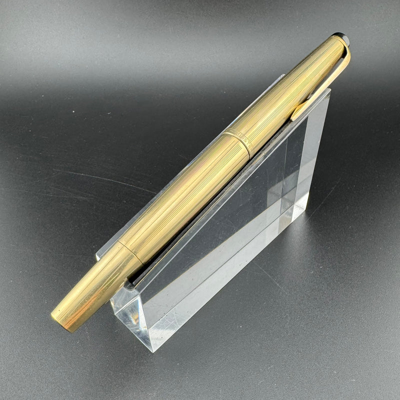Montblanc Meisterstück No. 82 Rolled Gold Fountain Pen 18K Gold Fine Nib Serviced
