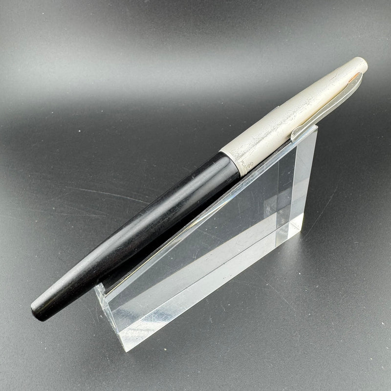 Platinum Black & Silver Fountain Pen Steel Iridium Fine Nib