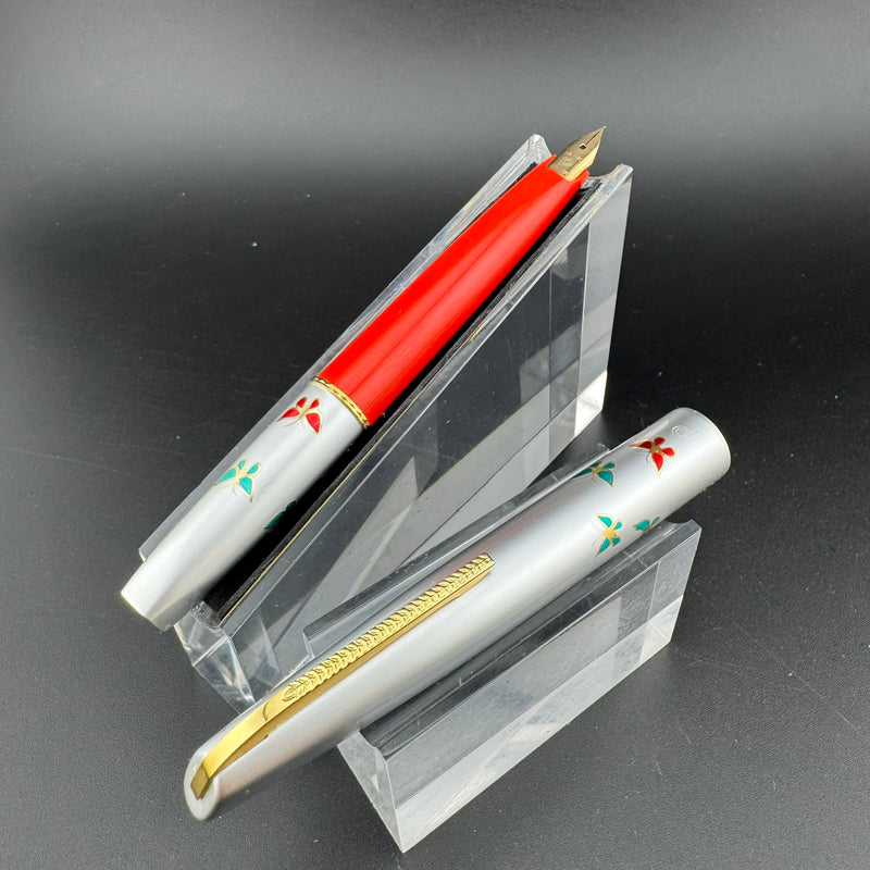 Platinum Floral Series Pocket Fountain Pen Butterfly 14K Gold Fine Nib