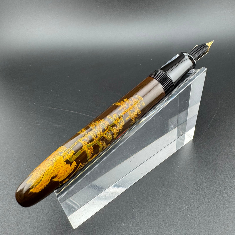 Academy Temple Maki-e Urushi Eyedropper Fountain Pen 14K Gold Flex Nib