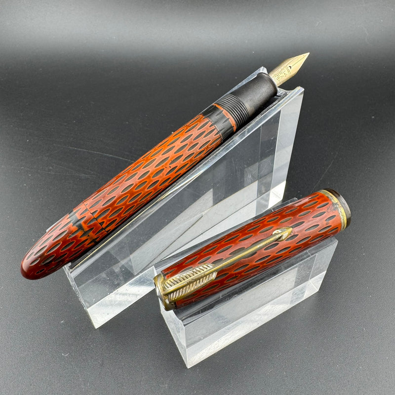 Ideal Kamakura-Bori Urushi Eyedropper Fountain Pen 14K Gold Extra-Fine Nib