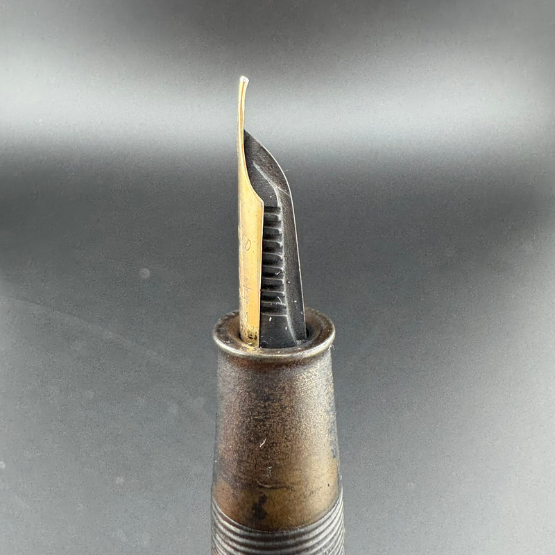 Ideal Kamakura-Bori Urushi Eyedropper Fountain Pen 14K Gold Extra-Fine Nib