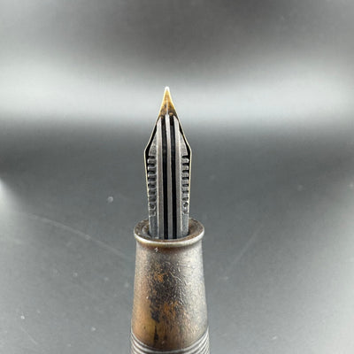 Ideal Kamakura-Bori Urushi Eyedropper Fountain Pen 14K Gold Extra-Fine Nib