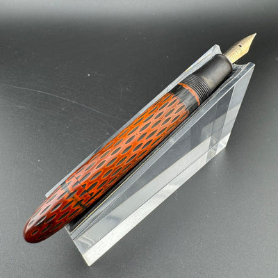 Ideal Kamakura-Bori Urushi Eyedropper Fountain Pen 14K Gold Extra-Fine Nib