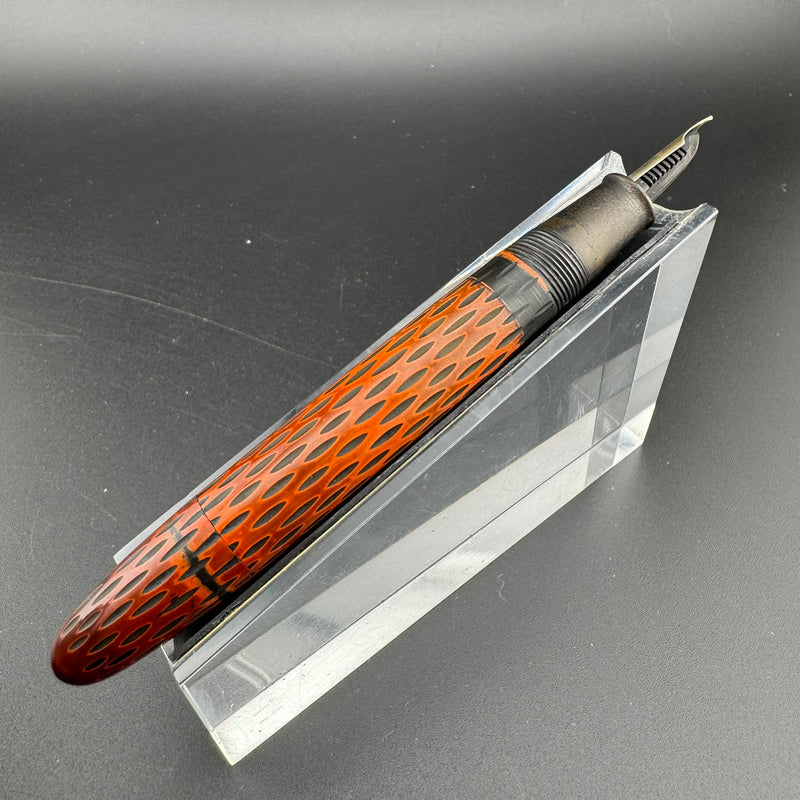 Ideal Kamakura-Bori Urushi Eyedropper Fountain Pen 14K Gold Extra-Fine Nib