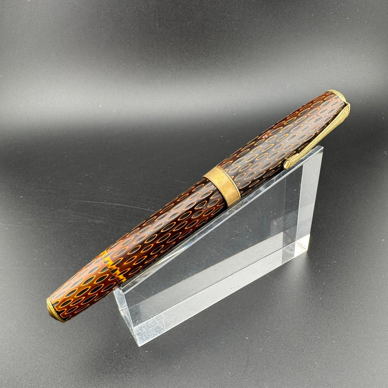 Steady Kamakura-Bori Urushi Eyedropper Fountain Pen 14K Gold Extra-Fine Nib