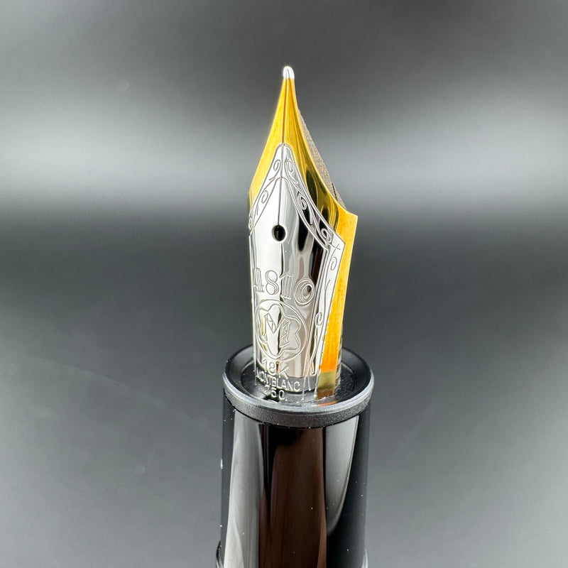Montblanc No. 1467 Solitaire Solid 18K Gold Fountain Pen 18K Gold Extra-Fine Nib