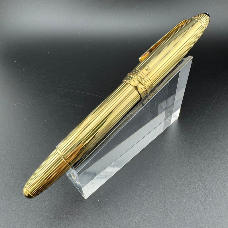 Montblanc No. 1467 Solitaire Solid 18K Gold Fountain Pen 18K Gold Extra-Fine Nib