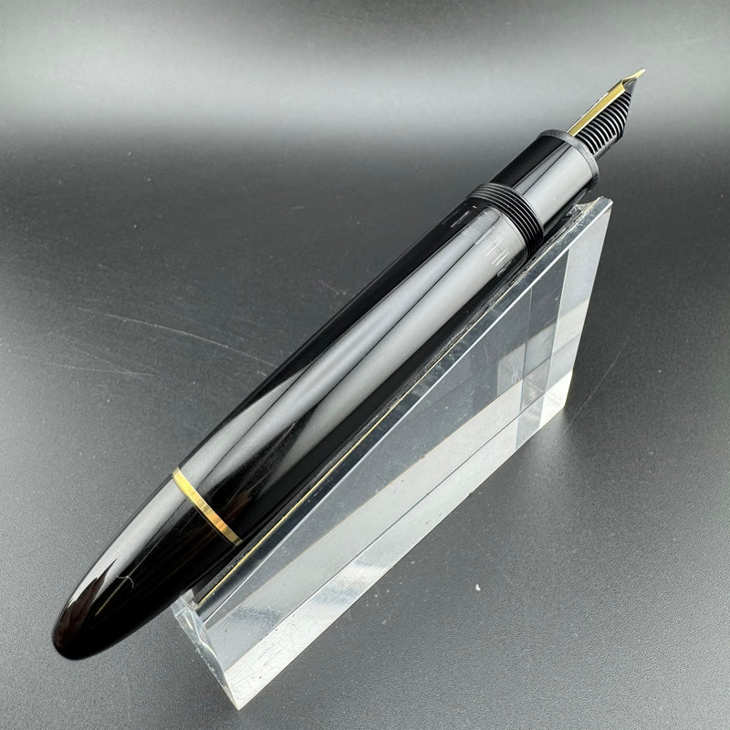 Montblanc Meisterstück No. 149 Fountain Pen 18K Gold Extra-Fine Nib Serviced