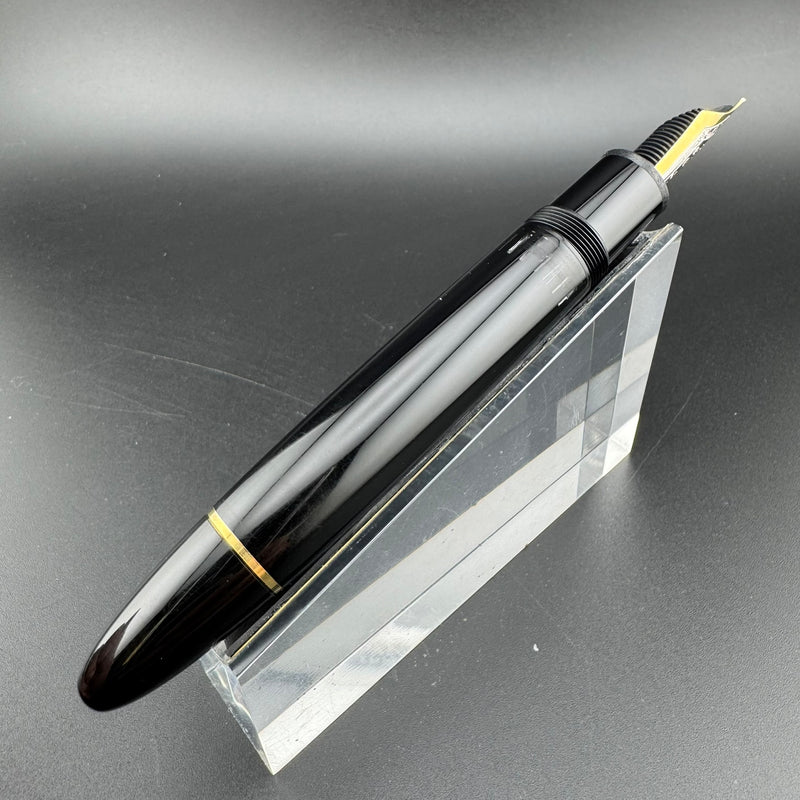 Montblanc Meisterstück No. 149 Fountain Pen 18K Gold Extra-Fine Nib Serviced