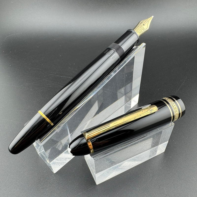 Montblanc Meisterstück No. 146 Fountain Pen 14K Gold Medium Nib Serviced