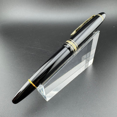 Montblanc Meisterstück No. 146 Fountain Pen 14K Gold Medium Nib Serviced