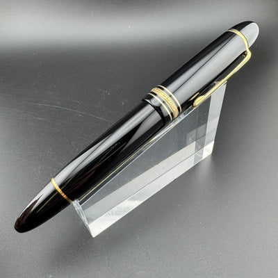 Montblanc Meisterstück No. 149 Fountain Pen 18K Gold Broad Nib Serviced