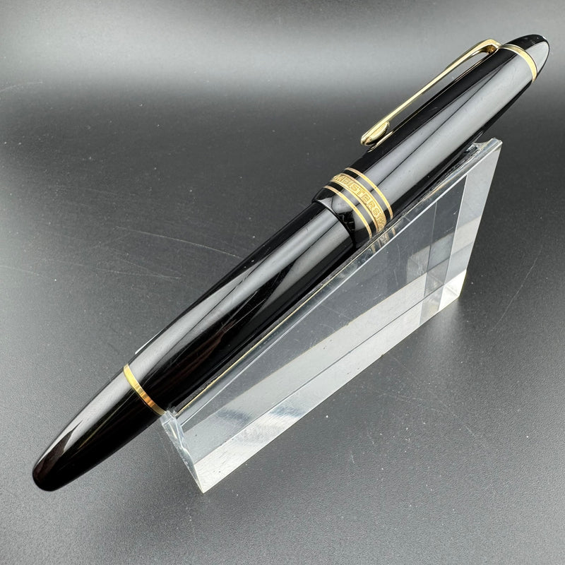 Montblanc Meisterstück No. 146 Fountain Pen 14K Gold Fine Nib Serviced