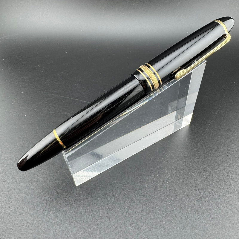 Montblanc Meisterstück No. 146 Fountain Pen 14K Gold Fine Nib Serviced