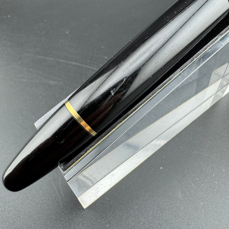 Montblanc Meisterstück No. 146 Fountain Pen 14K Gold Fine Nib Serviced