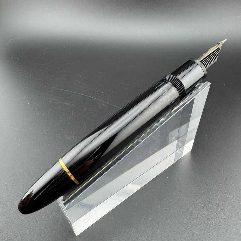 Montblanc Meisterstück No. 149 Fountain Pen 14K Gold Fine Nib Serviced