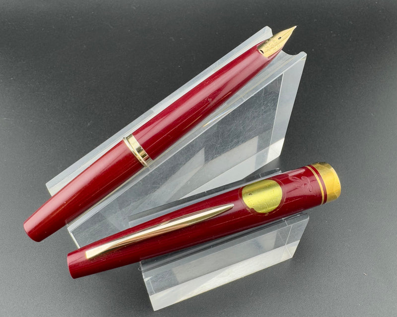 Pilot Elite L Burgundy Pocket Fountain Pen 18K Gold F Nib