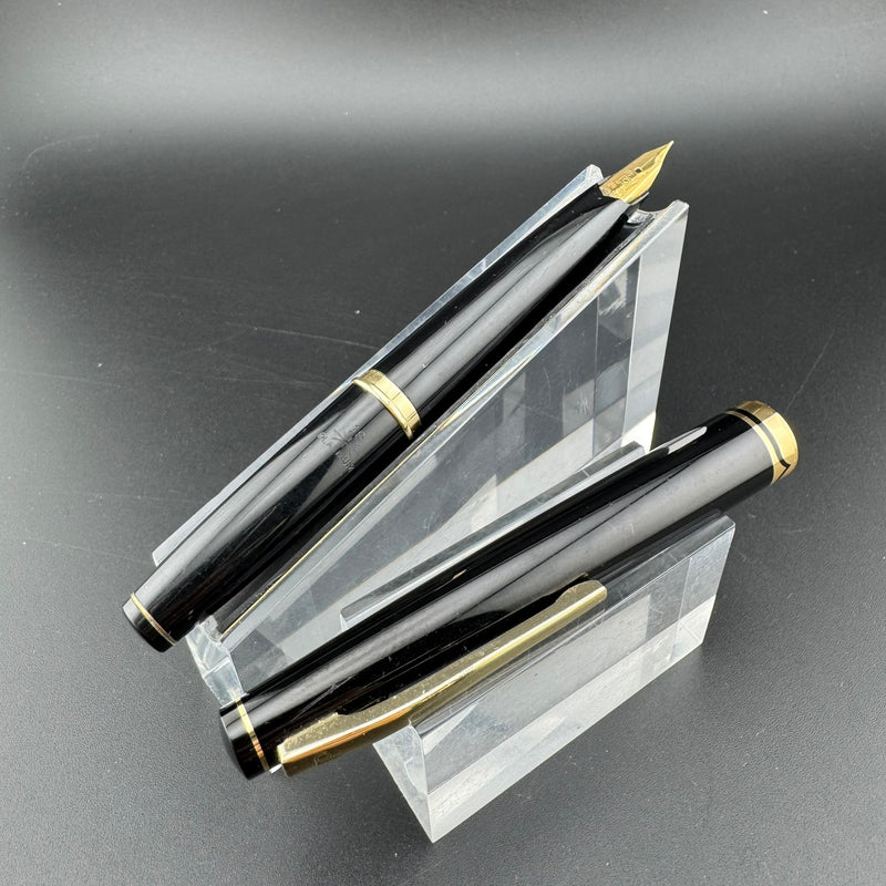 Platinum Pocket Fountain Pen 18K Gold Fine Nib