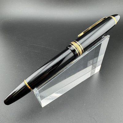 Montblanc Meisterstück No. 146 Fountain Pen 14C Gold Broad Nib Serviced
