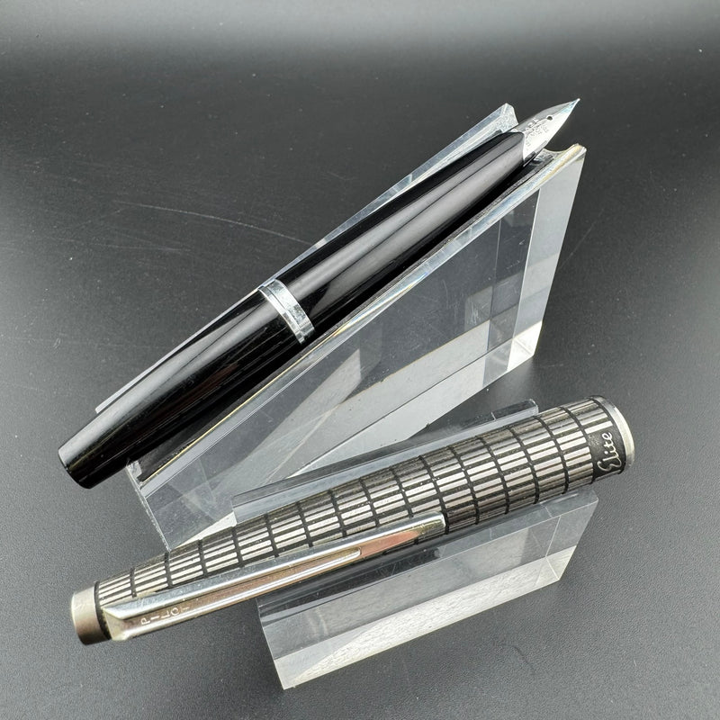 Pilot Elite Checkered Pocket Fountain Pen 14K Gold Fine Nib Apr 1981