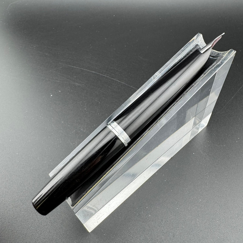 Pilot Elite Checkered Pocket Fountain Pen 14K Gold Fine Nib Apr 1981