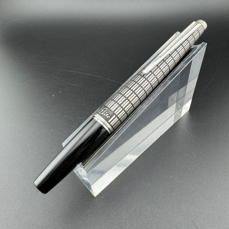 Pilot Elite Checkered Pocket Fountain Pen 14K Gold Fine Nib Apr 1981