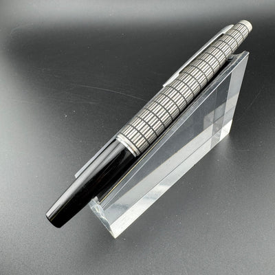 Pilot Elite Checkered Pocket Fountain Pen 14K Gold Fine Nib Apr 1981