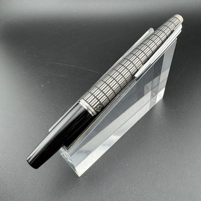 Pilot Elite Checkered Pocket Fountain Pen 14K Gold Fine Nib Apr 1981