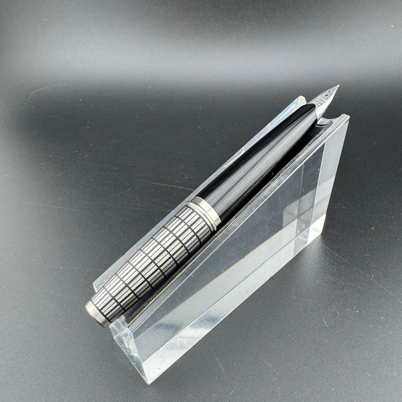 Pilot Elite Full Checkered Pocket Fountain Pen 18K Gold Fine Nib