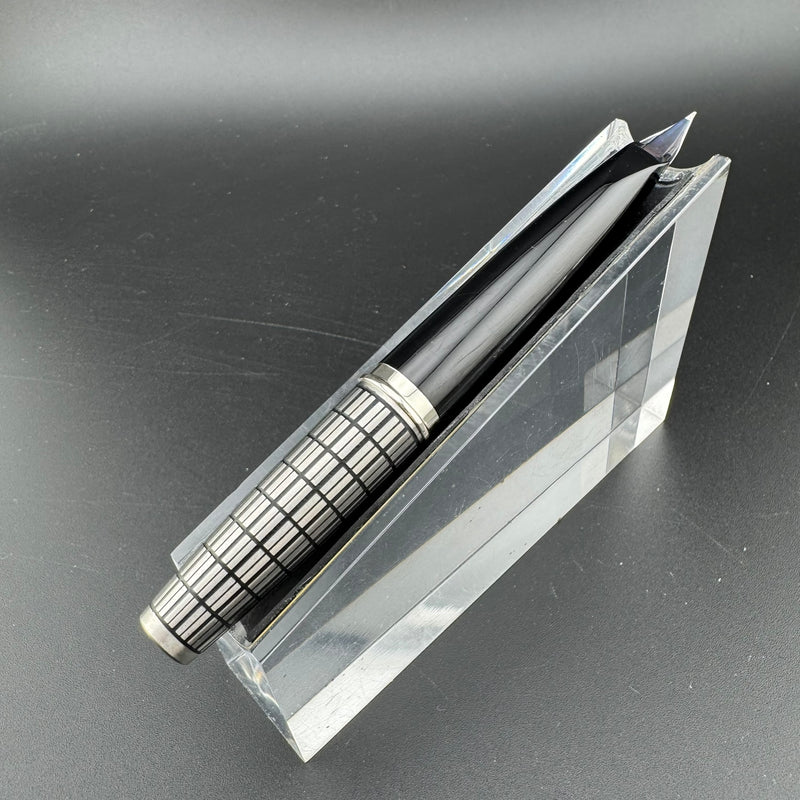 Pilot Elite Full Checkered Pocket Fountain Pen 18K Gold Fine Nib