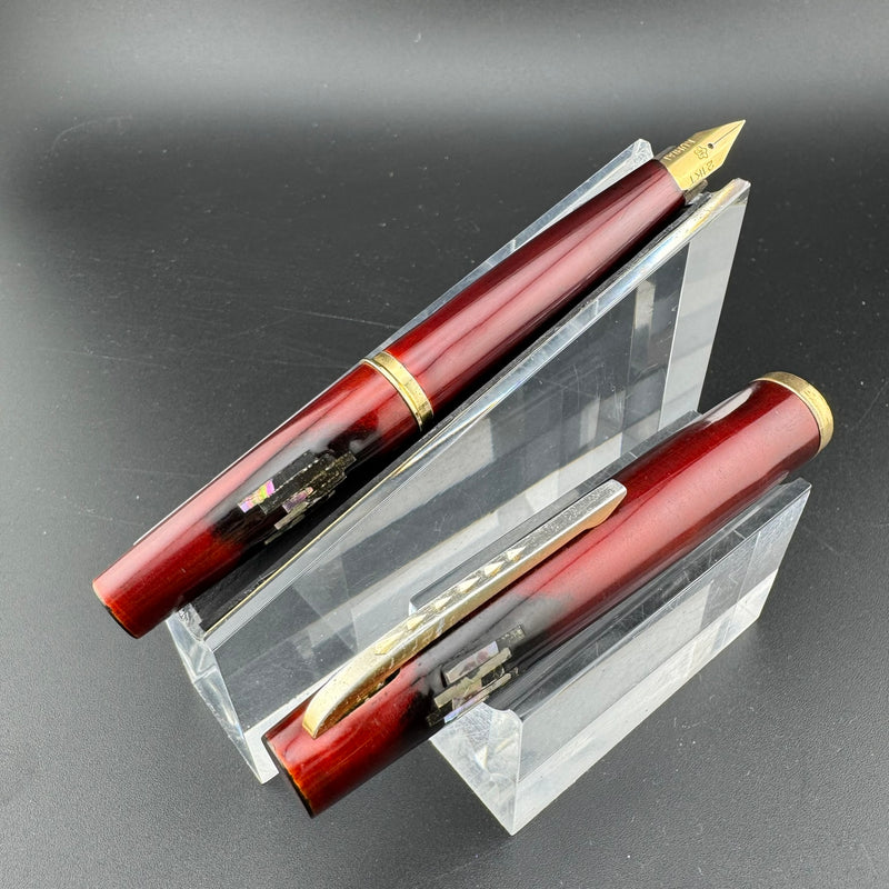 Kumiai Red Urushi Raden Pocket Fountain Pen 21K Gold Extra-Fine Nib