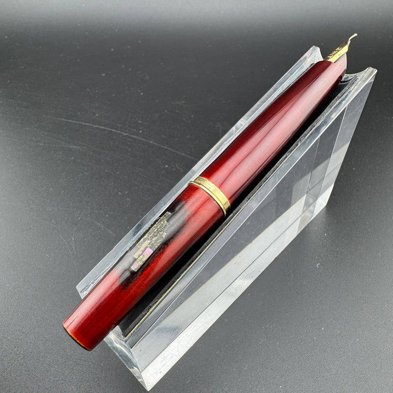 Kumiai Red Urushi Raden Pocket Fountain Pen 21K Gold Extra-Fine Nib
