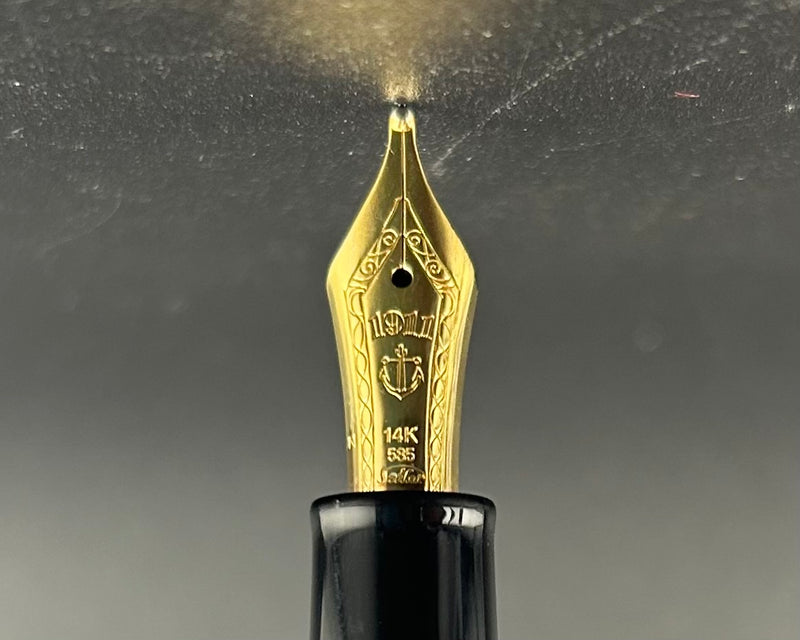 Sailor Profit 1911 Standard Fountain Pen 14K Gold, Zoom Nib