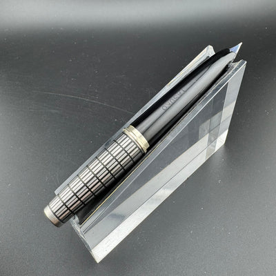 Pilot Elite Full Checkered Pocket Fountain Pen 18K Gold Fine Nib