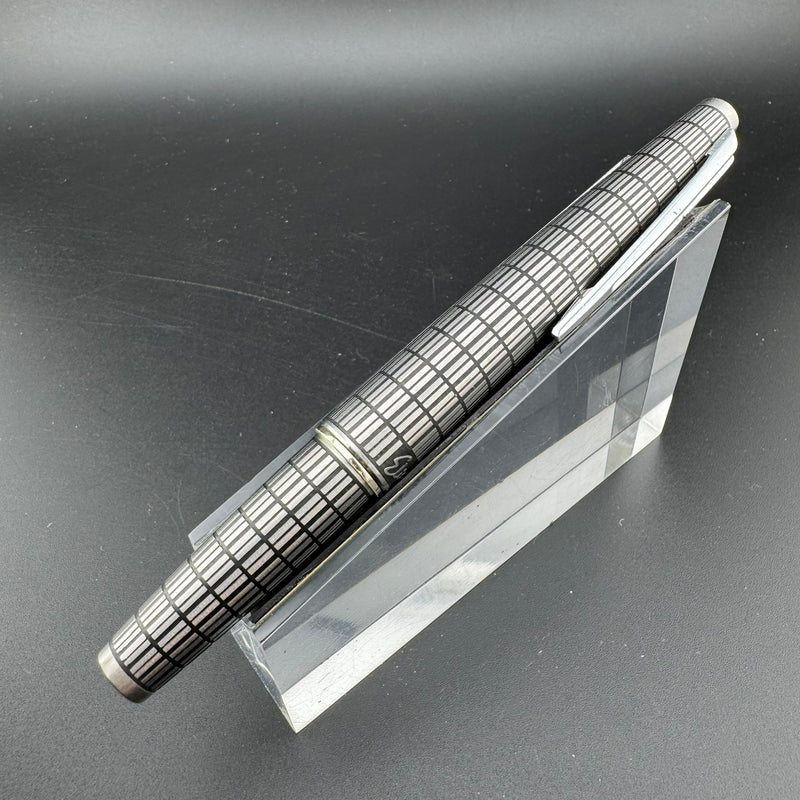 Pilot Elite Full Checkered Pocket Fountain Pen 18K Gold Fine Nib